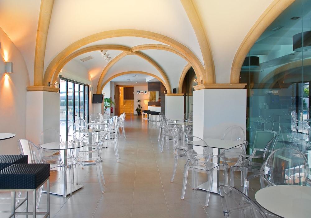 Hotel Rh Portocristo & Wellness Peñíscola Eksteriør billede